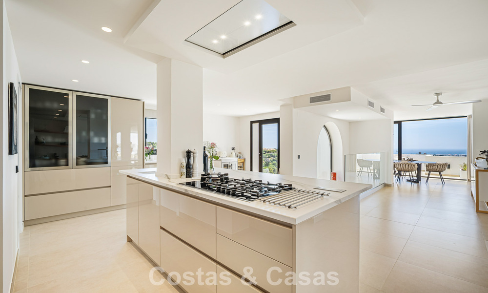 Luxueuze, hedendaagse mediterrane villa te koop in de heuvels van Nueva Andalucia, Marbella 783255