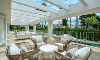 Indrukwekkende luxevilla met gras tennisbaan te koop dicht bij alle voorzieningen op de befaamde Golden Mile van Marbella 782705 