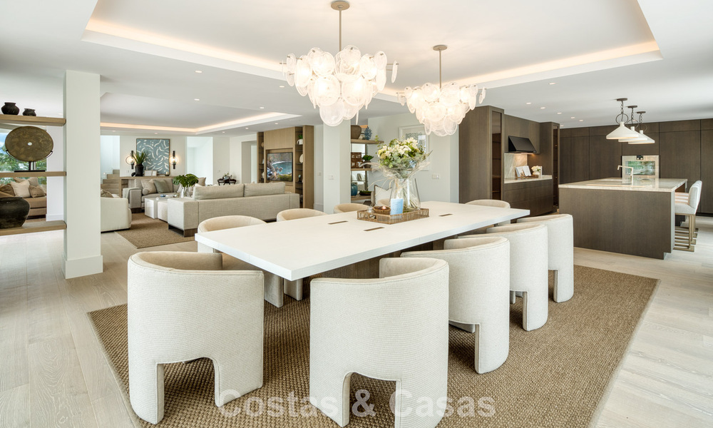 Indrukwekkende luxevilla met gras tennisbaan te koop dicht bij alle voorzieningen op de befaamde Golden Mile van Marbella 782707