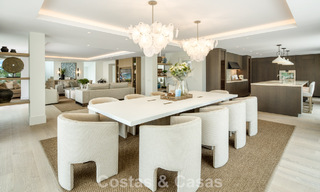 Indrukwekkende luxevilla met gras tennisbaan te koop dicht bij alle voorzieningen op de befaamde Golden Mile van Marbella 782707 