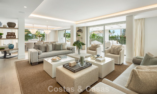 Indrukwekkende luxevilla met gras tennisbaan te koop dicht bij alle voorzieningen op de befaamde Golden Mile van Marbella 782709 