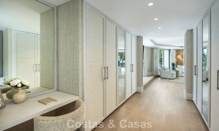 Indrukwekkende luxevilla met gras tennisbaan te koop dicht bij alle voorzieningen op de befaamde Golden Mile van Marbella 782714 