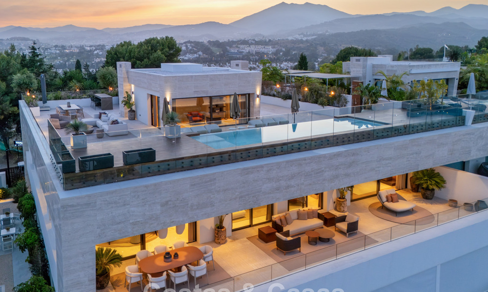 Instapklaar, high-end designwoning te koop, in een eersteklas resort-stijl complex op Marbella’s Golden Mile 782735