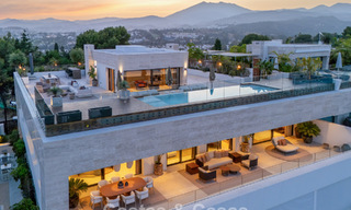 Instapklaar, high-end designwoning te koop, in een eersteklas resort-stijl complex op Marbella’s Golden Mile 782735 