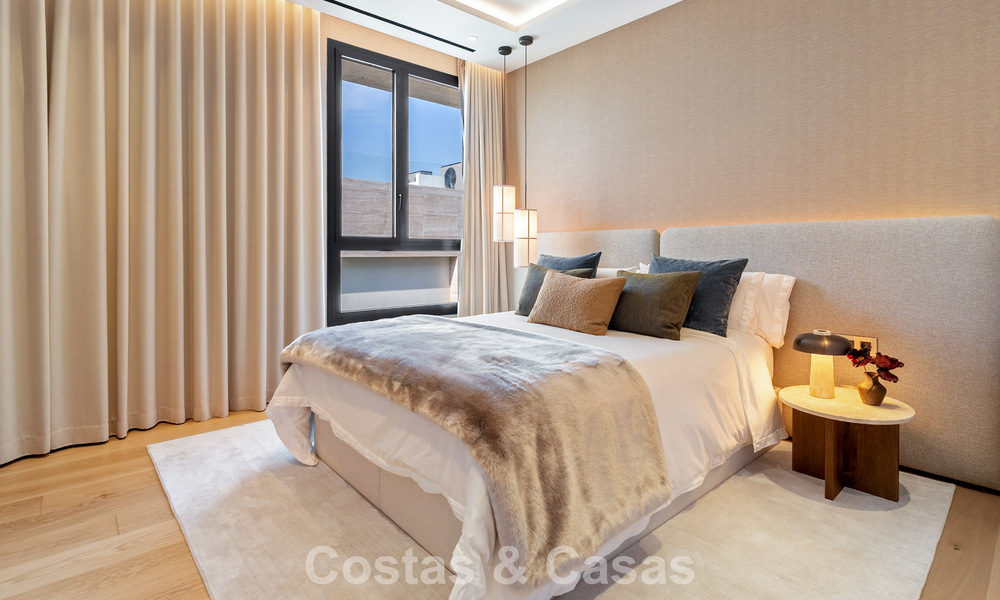 Instapklaar, high-end designwoning te koop, in een eersteklas resort-stijl complex op Marbella’s Golden Mile 782740