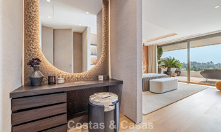 Instapklaar, high-end designwoning te koop, in een eersteklas resort-stijl complex op Marbella’s Golden Mile 782753 