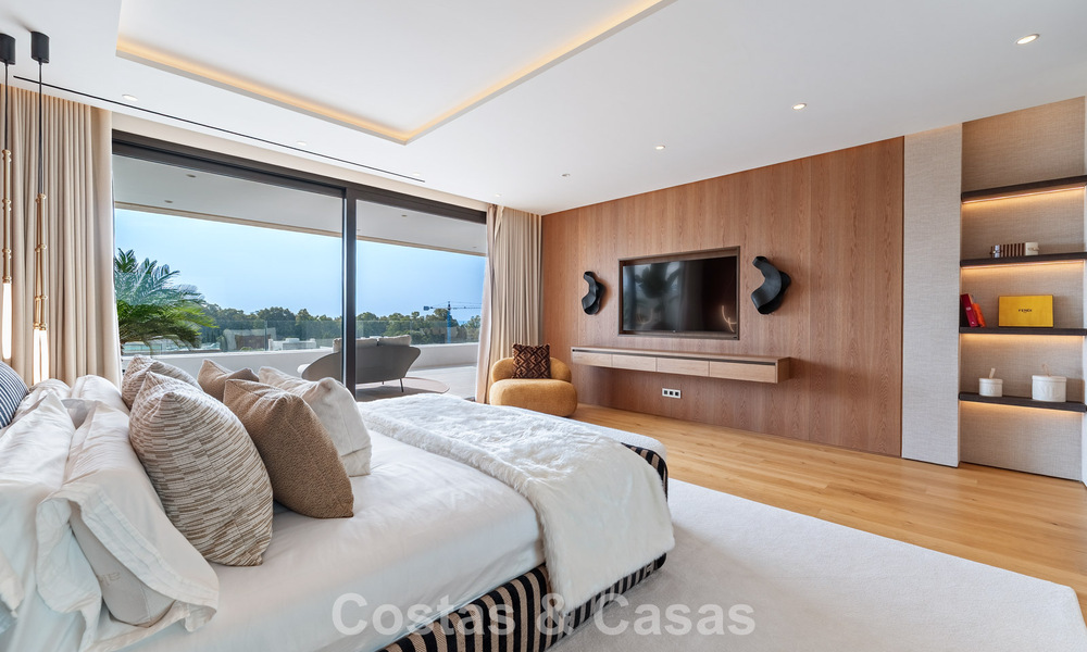 Instapklaar, high-end designwoning te koop, in een eersteklas resort-stijl complex op Marbella’s Golden Mile 782755