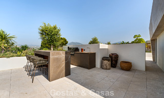 Instapklaar, high-end designwoning te koop, in een eersteklas resort-stijl complex op Marbella’s Golden Mile 782773 