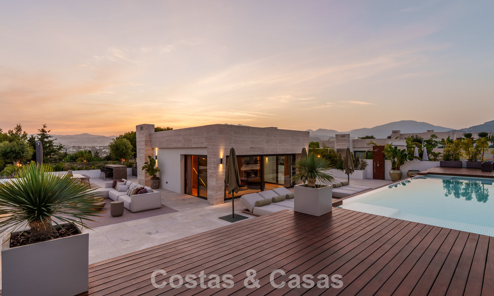 Instapklaar, high-end designwoning te koop, in een eersteklas resort-stijl complex op Marbella’s Golden Mile 782784