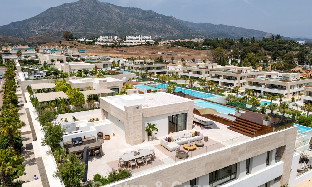 Instapklaar, high-end designwoning te koop, in een eersteklas resort-stijl complex op Marbella’s Golden Mile 782798