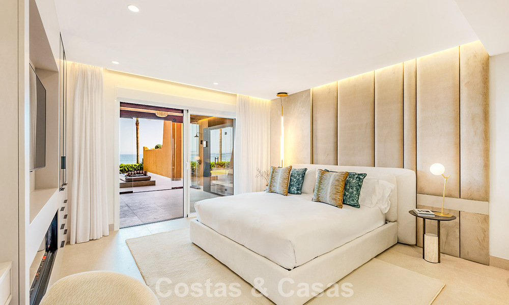 Hoogwaardig gemoderniseerd appartement eerstelijnsstrand met subliem zeezicht, privétuin en -zwembad, Marbella - Estepona 782630