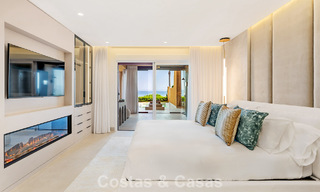 Hoogwaardig gemoderniseerd appartement eerstelijnsstrand met subliem zeezicht, privétuin en -zwembad, Marbella - Estepona 782632 