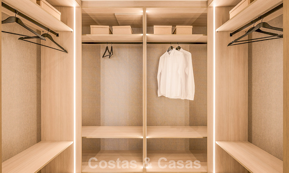 Hoogwaardig gemoderniseerd appartement eerstelijnsstrand met subliem zeezicht, privétuin en -zwembad, Marbella - Estepona 782641