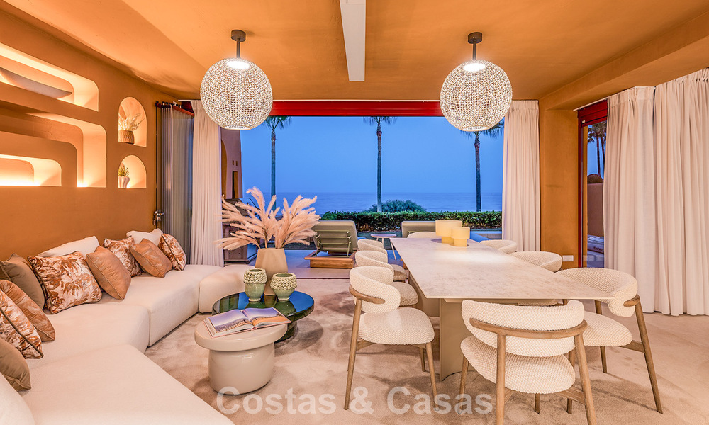 Hoogwaardig gemoderniseerd appartement eerstelijnsstrand met subliem zeezicht, privétuin en -zwembad, Marbella - Estepona 782642