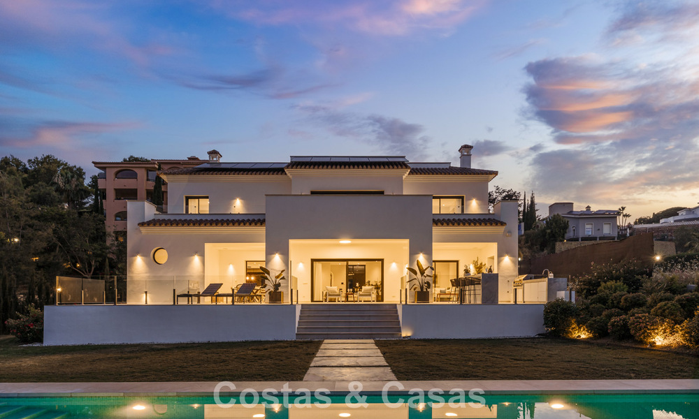 Eerstelijnsgolf villa in een modern-mediterrane stijl te koop in Elviria, ten oosten van Marbella centrum 783030