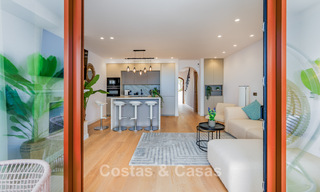 Instapklaar, ruime 3-slaapkamer rijwoning te koop met een eigentijds interieur en zeezicht in Marbella - Benahavis 782985 