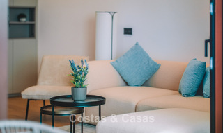 Instapklaar, ruime 3-slaapkamer rijwoning te koop met een eigentijds interieur en zeezicht in Marbella - Benahavis 783001 