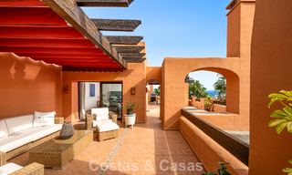 Uitzonderlijk duplex penthouse te koop, op loopafstand van Puerto Banus in Nueva Andalucia, Marbella 783045 