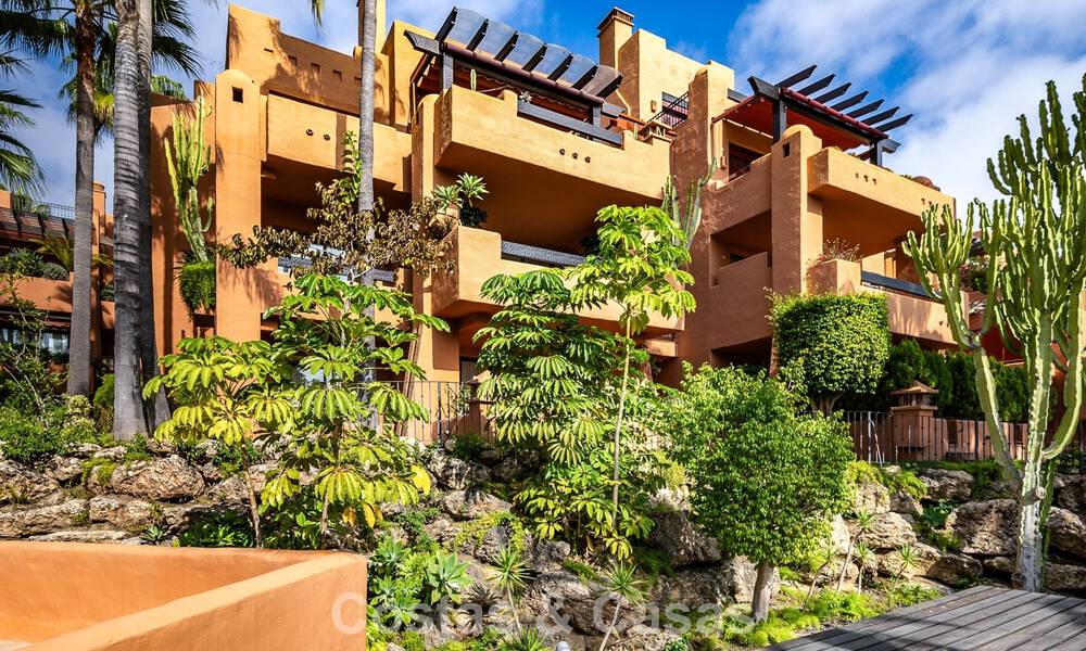 Uitzonderlijk duplex penthouse te koop, op loopafstand van Puerto Banus in Nueva Andalucia, Marbella 783059