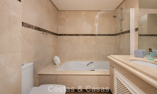 Uitzonderlijk duplex penthouse te koop, op loopafstand van Puerto Banus in Nueva Andalucia, Marbella 783070 