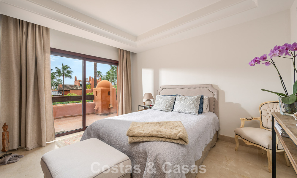 Uitzonderlijk duplex penthouse te koop, op loopafstand van Puerto Banus in Nueva Andalucia, Marbella 783072