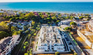 Gelijkvloers appartement met 2 slaapkamers te koop op een steenworp van het strand in Elviria, Marbella 783644 