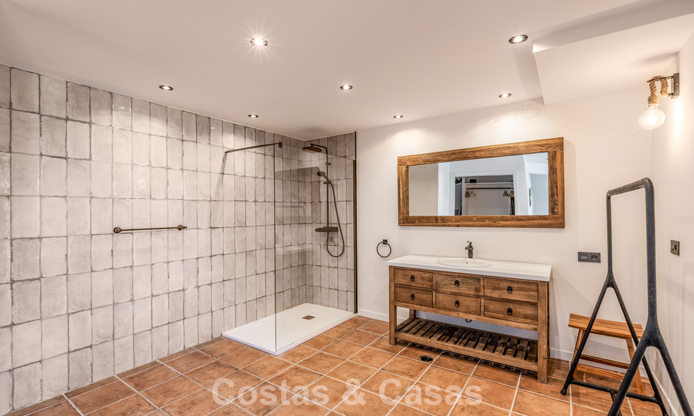 Ruime familievilla met privézwembad en panoramisch uitzicht gelegen in de heuvels van Estepona 783733