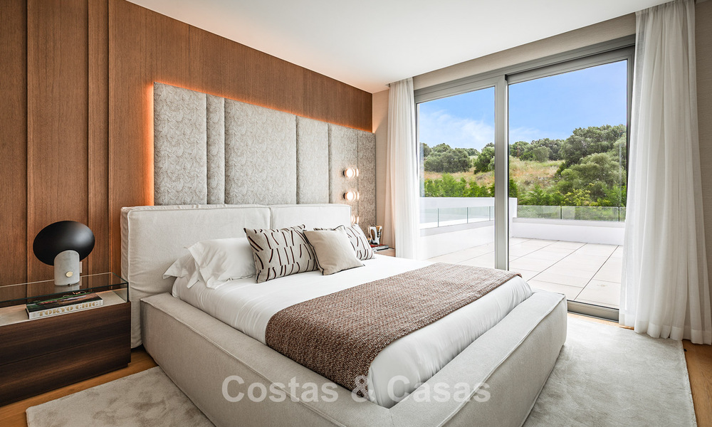 Stijlvolle moderne villa met 5 slaapkamers te koop op de New Golden Mile tussen Marbella en Estepona 783778