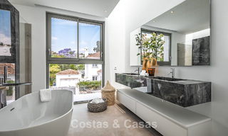 Stijlvolle moderne villa met 5 slaapkamers te koop op de New Golden Mile tussen Marbella en Estepona 783779 
