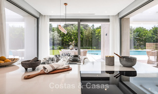 Stijlvolle moderne villa met 5 slaapkamers te koop op de New Golden Mile tussen Marbella en Estepona 783789 