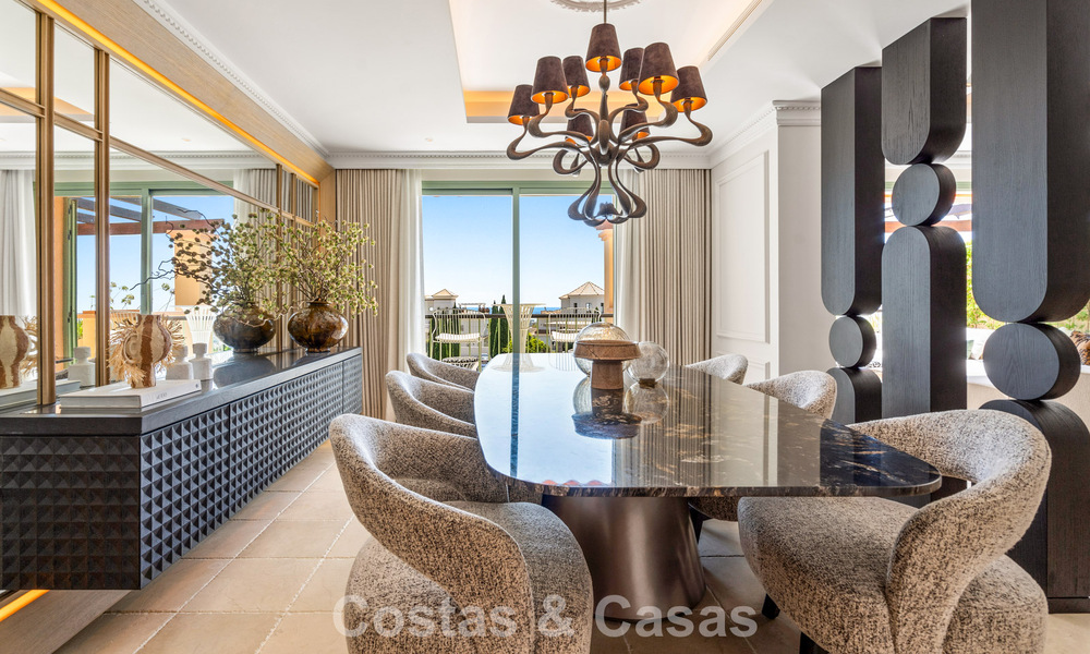 Ultra-luxueus duplex penthouse met bekroond interieur te koop in Los Flamingos Golf Resort in Marbella - Benahavis 782833