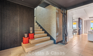 Ultra-luxueus duplex penthouse met bekroond interieur te koop in Los Flamingos Golf Resort in Marbella - Benahavis 782847 