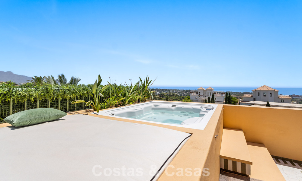 Ultra-luxueus duplex penthouse met bekroond interieur te koop in Los Flamingos Golf Resort in Marbella - Benahavis 782857