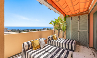 Ultra-luxueus duplex penthouse met bekroond interieur te koop in Los Flamingos Golf Resort in Marbella - Benahavis 782858 
