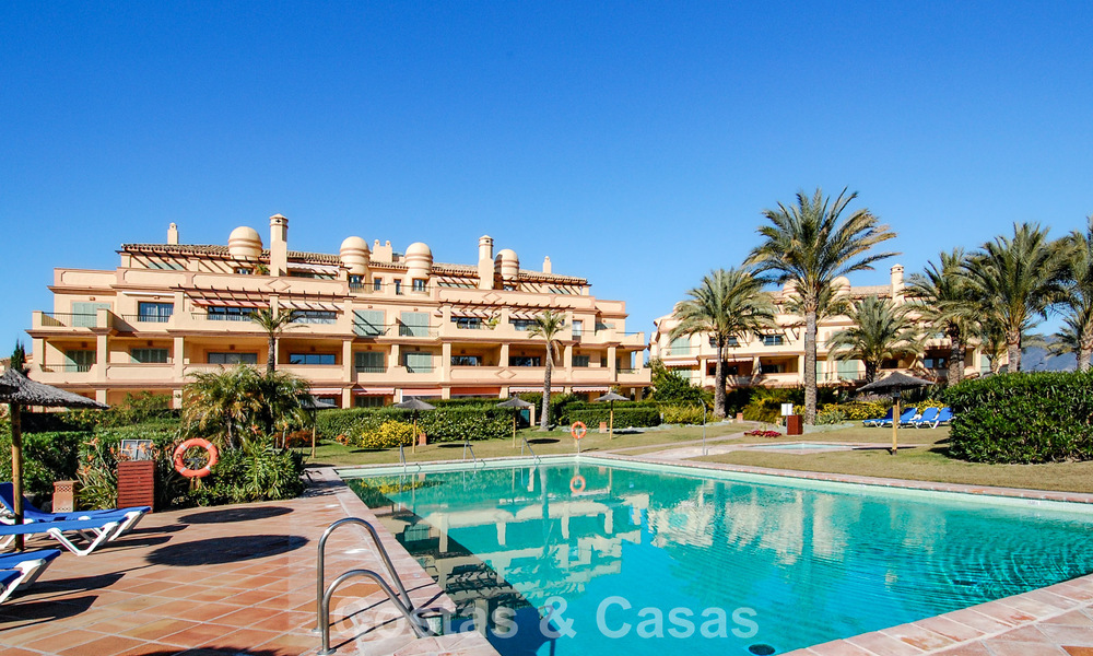 Ultra-luxueus duplex penthouse met bekroond interieur te koop in Los Flamingos Golf Resort in Marbella - Benahavis 782876