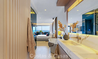 Stijlvol gerenoveerd appartement op eerstelijnsstrand, met frontaal zeezicht, tussen Marbella en Estepona 782936 