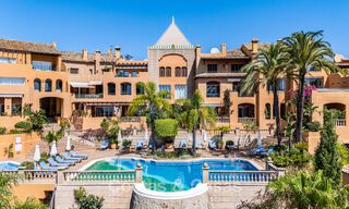 Opportuniteit! 3-slaapkamer luxe penthouse met panoramisch zeezicht te koop in Nueva Andalucia’s golfvallei, Marbella 783339 