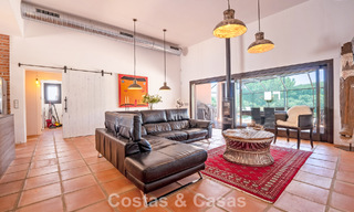 Instapklare, gelijkvloerse luxevilla te koop eerstelijns golf in een toonaangevend resort in Mijas, Costa del Sol 783936 