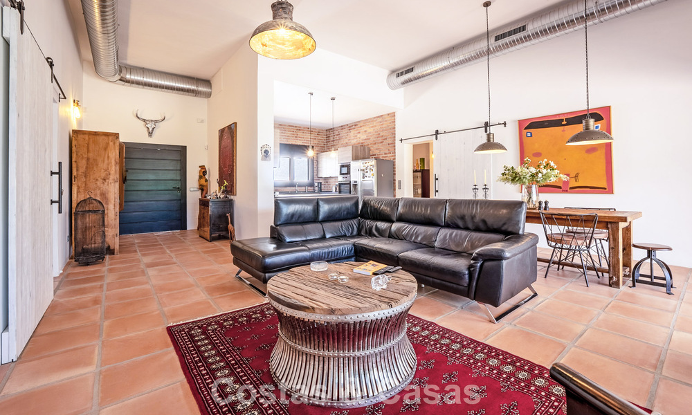 Instapklare, gelijkvloerse luxevilla te koop eerstelijns golf in een toonaangevend resort in Mijas, Costa del Sol 783949