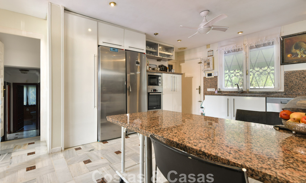 Klassieke villa in Mediterrane bouwstijl te koop op loopafstand van het centrum van Marbella 784002