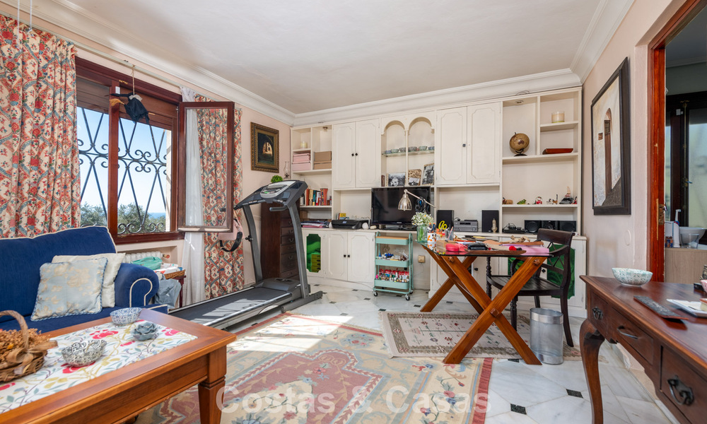Klassieke villa in Mediterrane bouwstijl te koop op loopafstand van het centrum van Marbella 784021