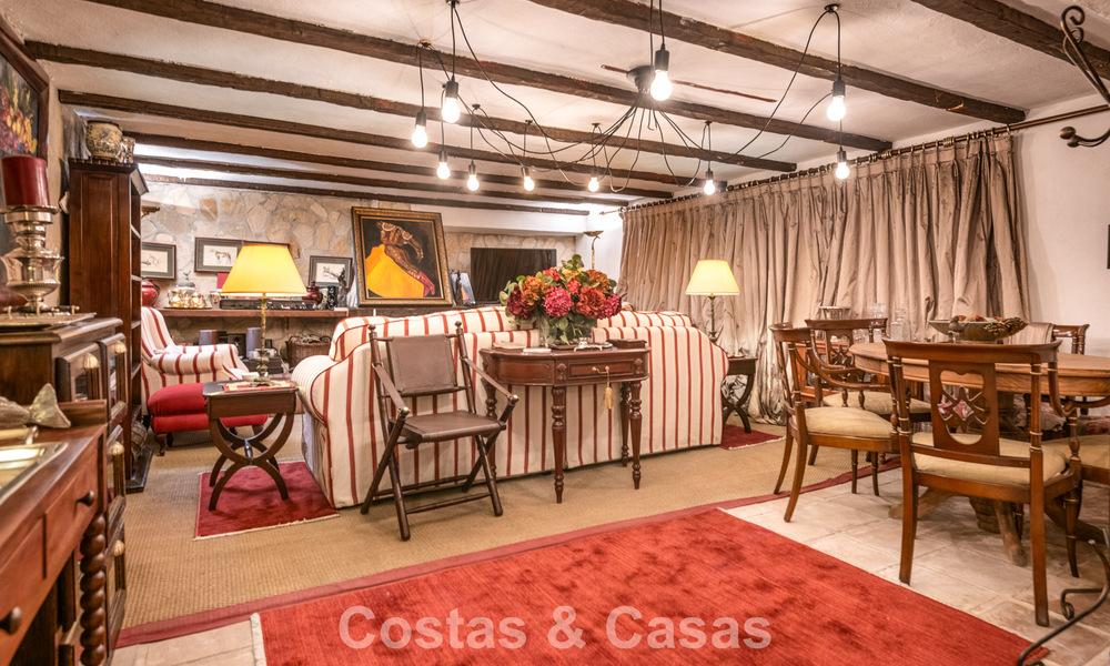 Klassieke villa in Mediterrane bouwstijl te koop op loopafstand van het centrum van Marbella 784030