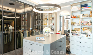 Instapklare, gemoderniseerde luxevilla te koop in het hart van Nueva Andalucia, Marbella 784104 