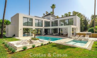 Instapklare, gemoderniseerde luxevilla te koop in het hart van Nueva Andalucia, Marbella 784111 