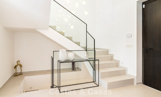 Instapklare, gemoderniseerde luxevilla te koop in het hart van Nueva Andalucia, Marbella 784131 