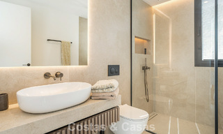 Instapklare, gemoderniseerde luxevilla te koop in het hart van Nueva Andalucia, Marbella 784140 