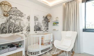 Instapklare, gemoderniseerde luxevilla te koop in het hart van Nueva Andalucia, Marbella 784143 