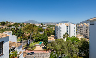 Exclusief penthouse met panoramische uitzichten te koop in het hartje van Puerto Banus, Marbella 784209 