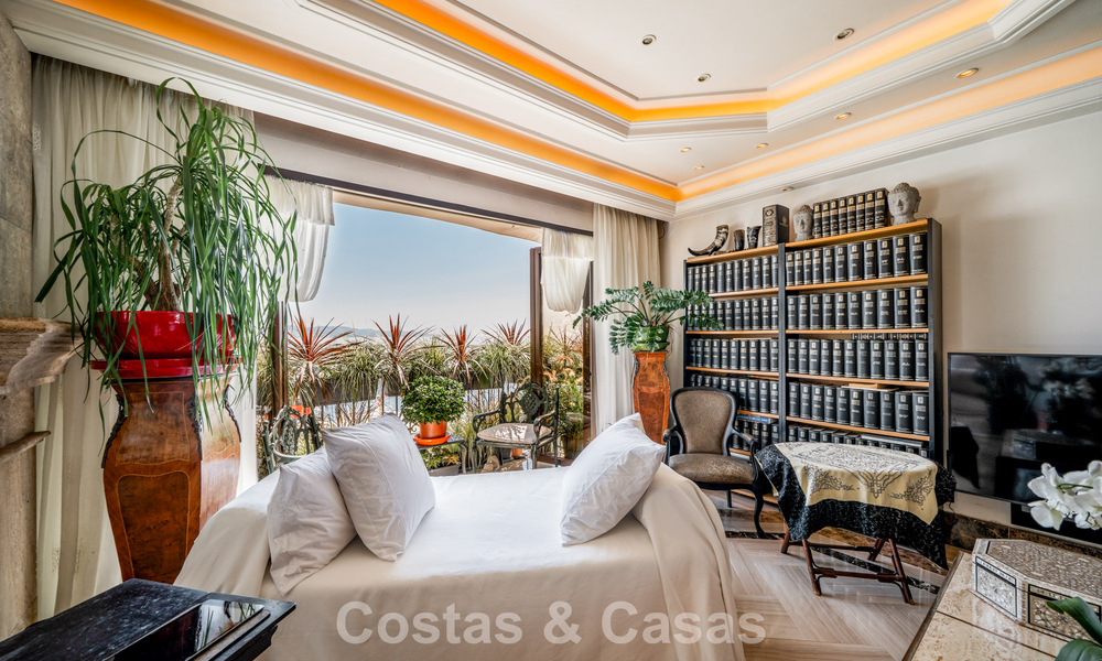 Ruim duplex appartement te koop met schitterend uitzicht, eerstelijn in de haven van Puerto Banus, Marbella 784165