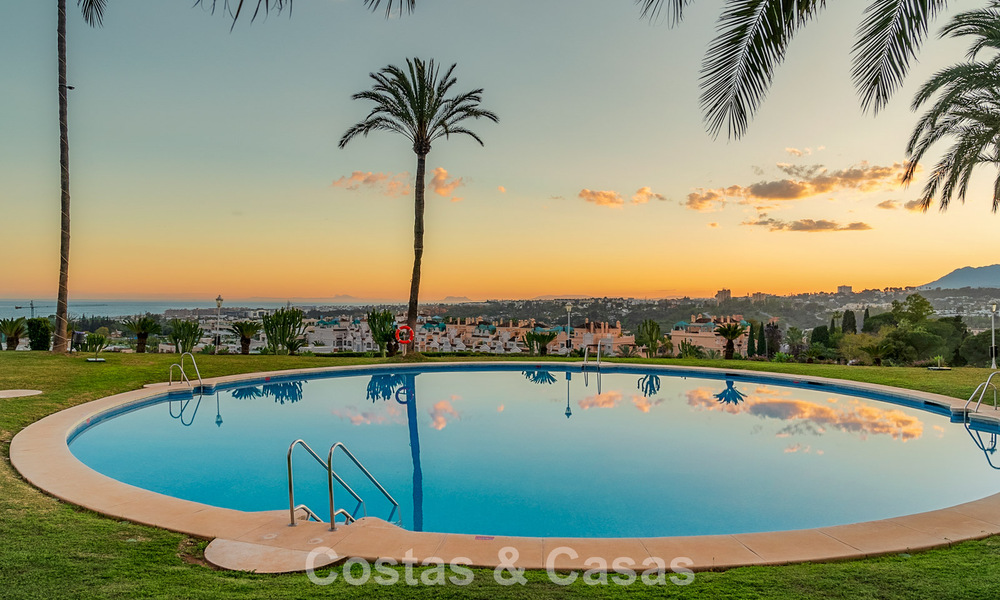 Luxueus gerenoveerd, 3-slaapkamer appartement te koop met panoramisch uitzicht op Marbella’s Golden Mile 784211